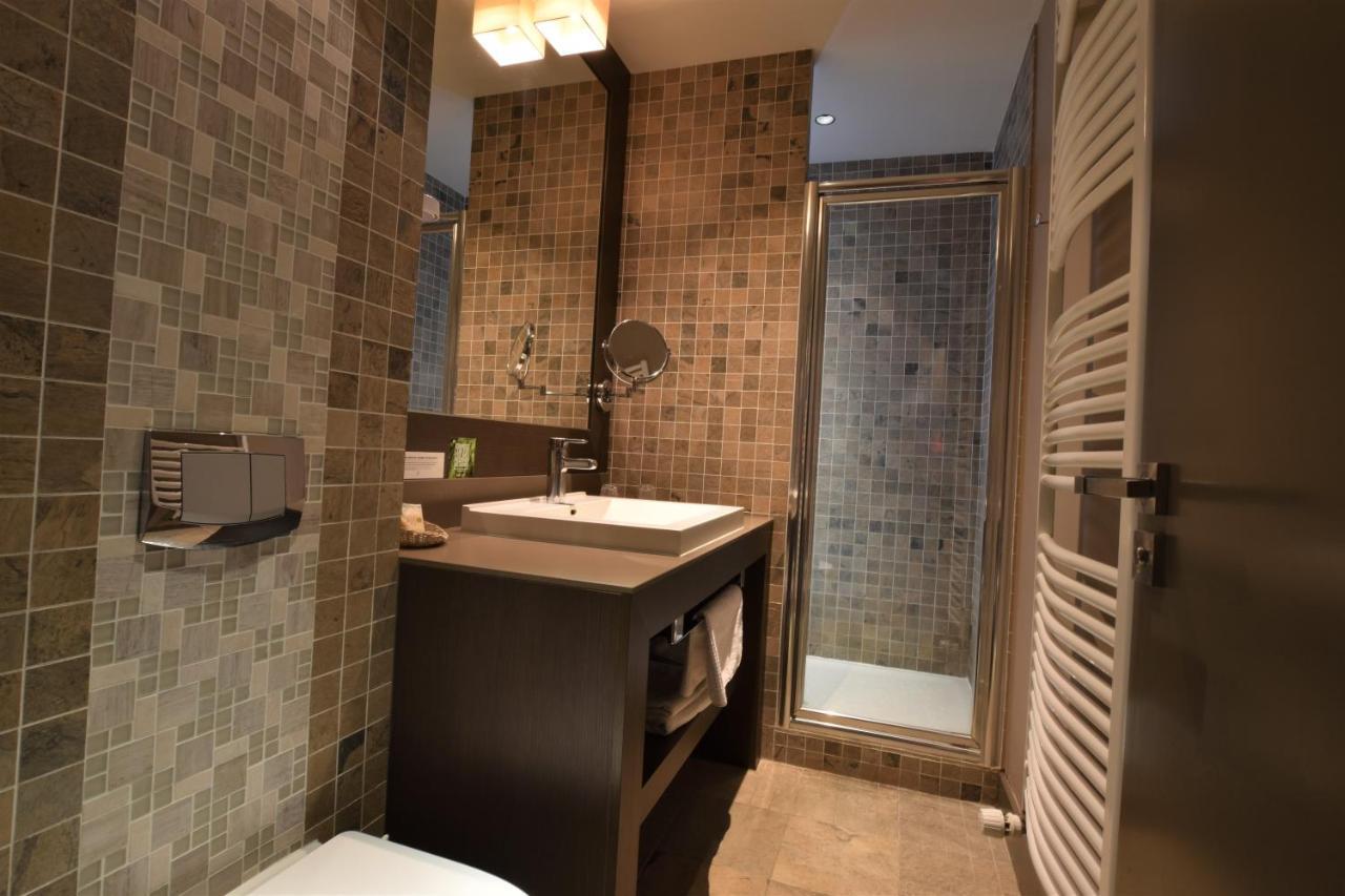 אקס-לה-באינס Logis Auberge Saint Simond מראה חיצוני תמונה
