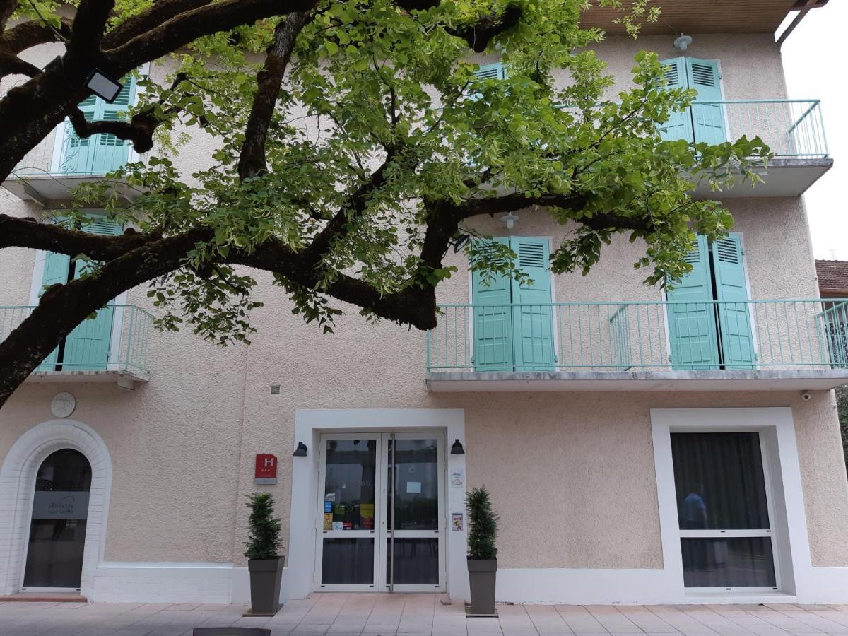 אקס-לה-באינס Logis Auberge Saint Simond מראה חיצוני תמונה