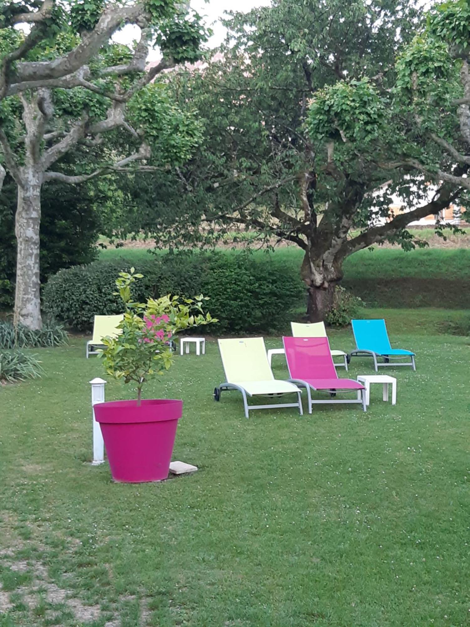 אקס-לה-באינס Logis Auberge Saint Simond מראה חיצוני תמונה