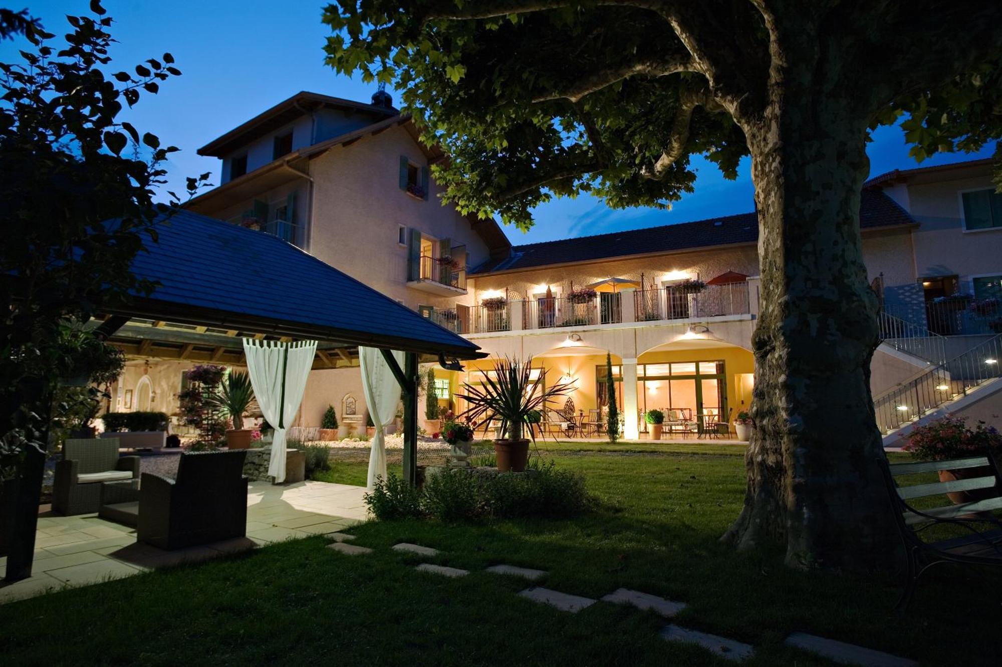 אקס-לה-באינס Logis Auberge Saint Simond מראה חיצוני תמונה
