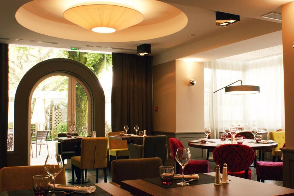 אקס-לה-באינס Logis Auberge Saint Simond מראה חיצוני תמונה