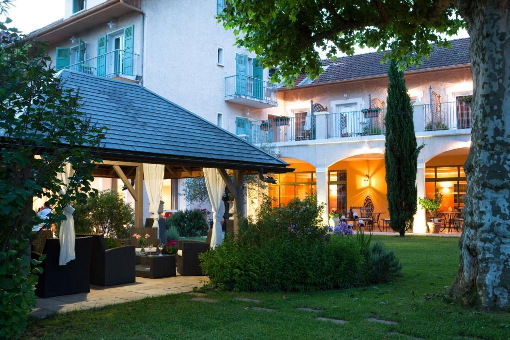 אקס-לה-באינס Logis Auberge Saint Simond מראה חיצוני תמונה