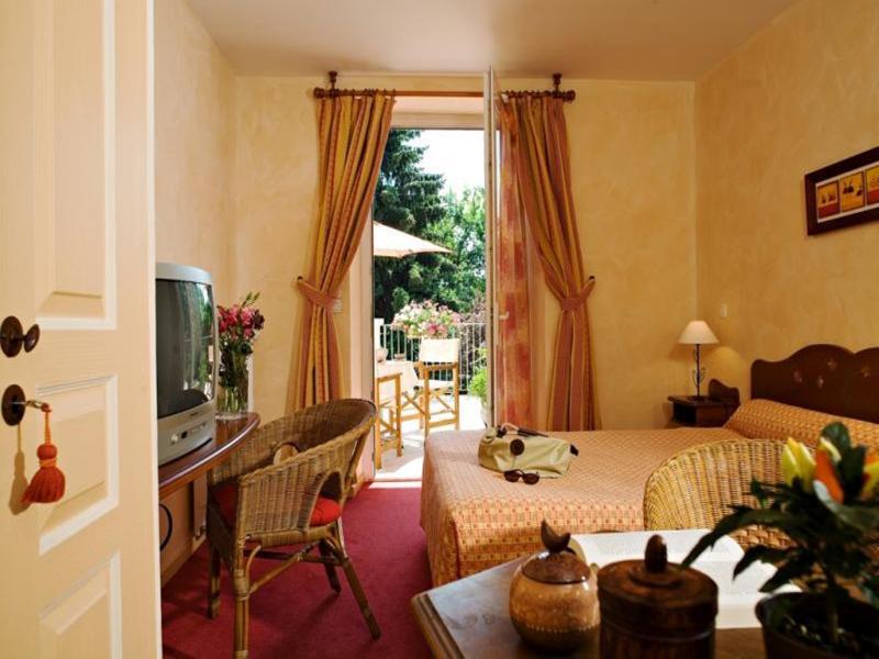 אקס-לה-באינס Logis Auberge Saint Simond מראה חיצוני תמונה